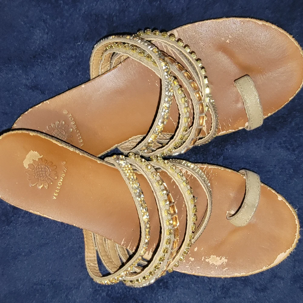 Yellow Box Gold and Silver Embellished Women's Sandals 6.5 - Picture 3 of 4